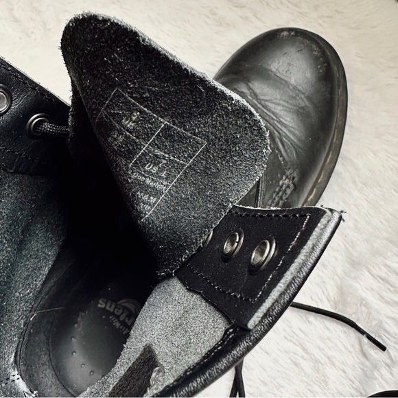 DR MARTENS Lace Up Leather Combat Boots - Picture 4 of 5